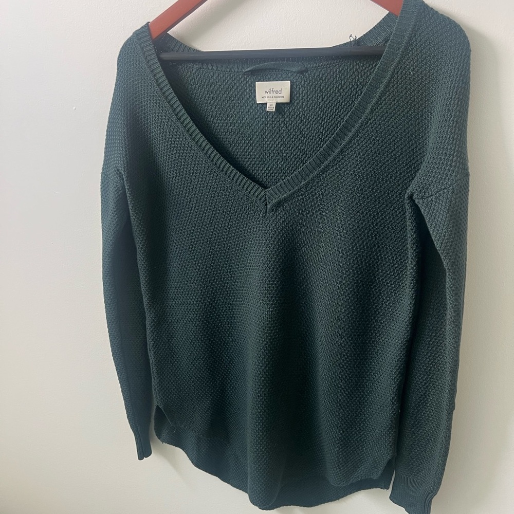 Wilfred Green V-Neck Sweater